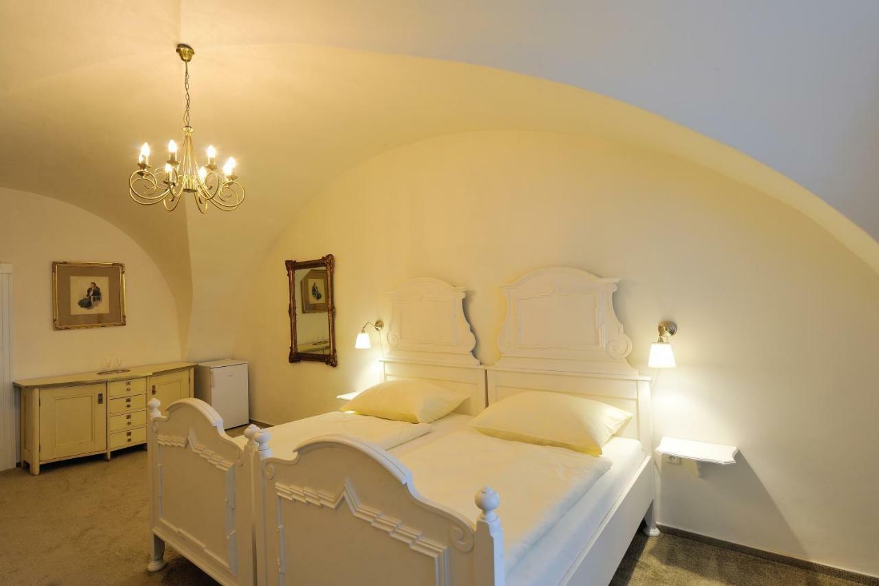 Zamek Homestay Nove Mesto nad Metuji